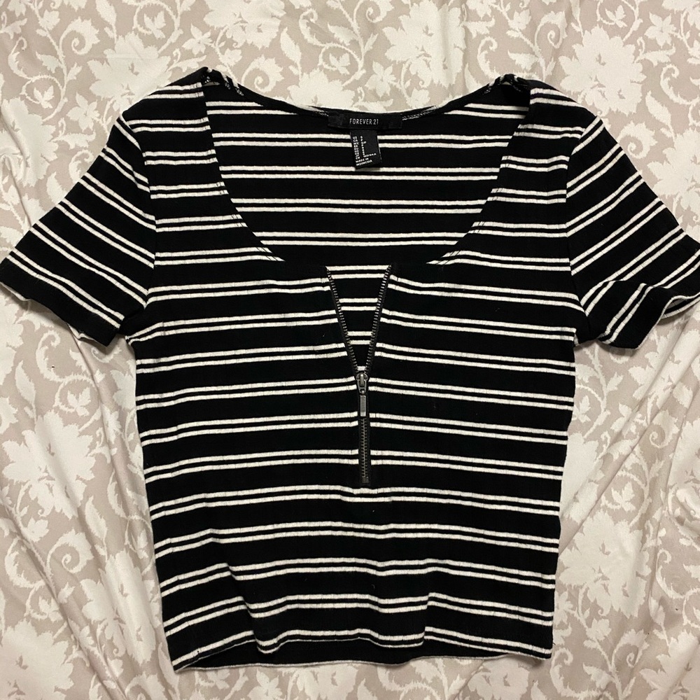F21 Striped Crop top
